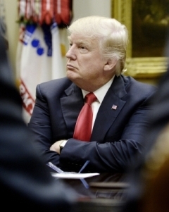 Ракетный залп по Трампу